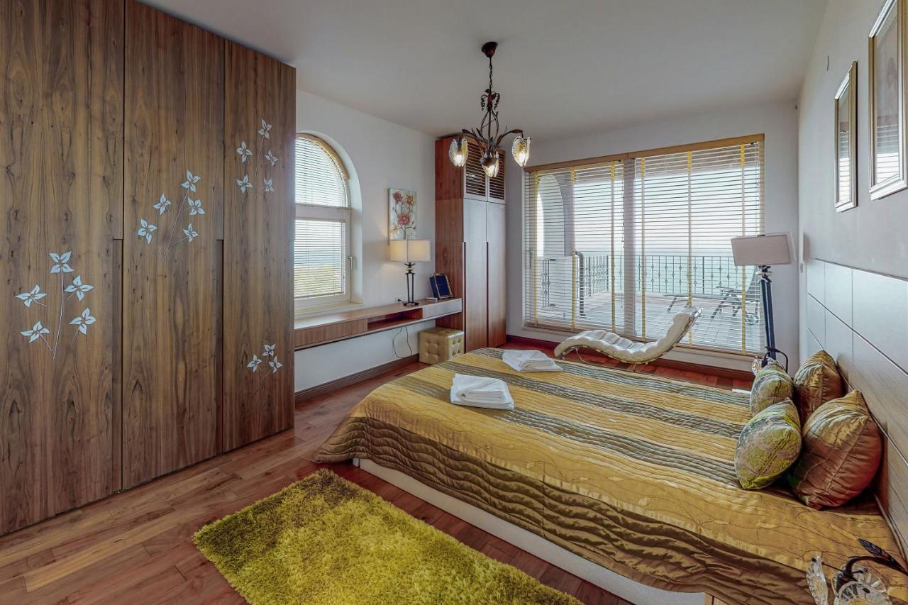 Lighthouse Luxe Estate Apart & Villas Balchik Luaran gambar