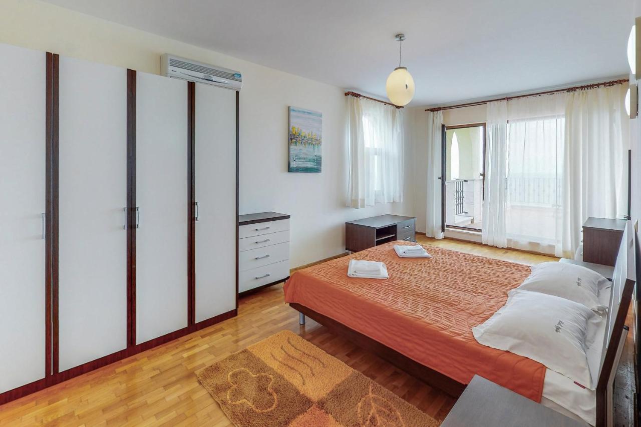 Lighthouse Luxe Estate Apart & Villas Balchik Luaran gambar