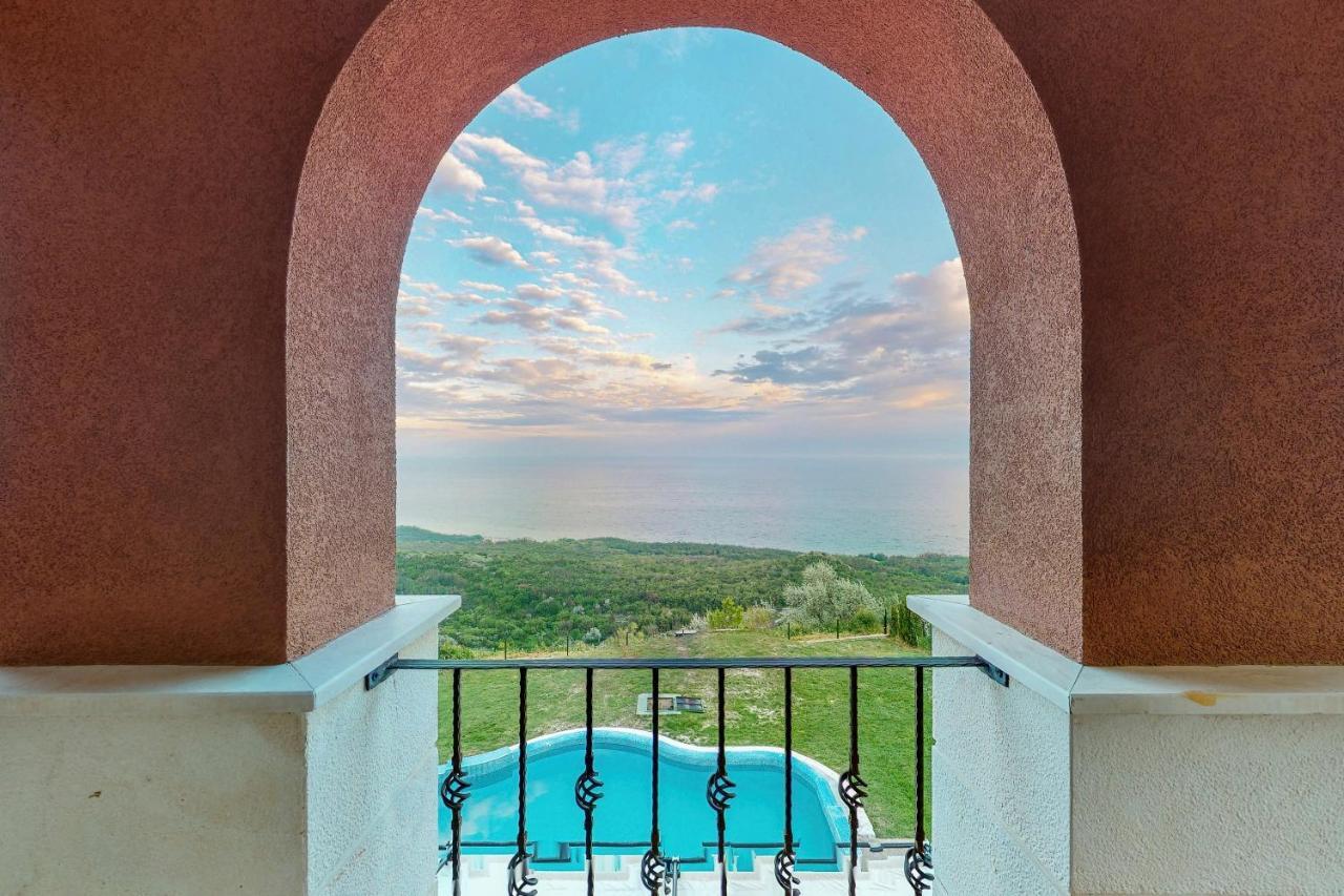 Lighthouse Luxe Estate Apart & Villas Balchik Luaran gambar